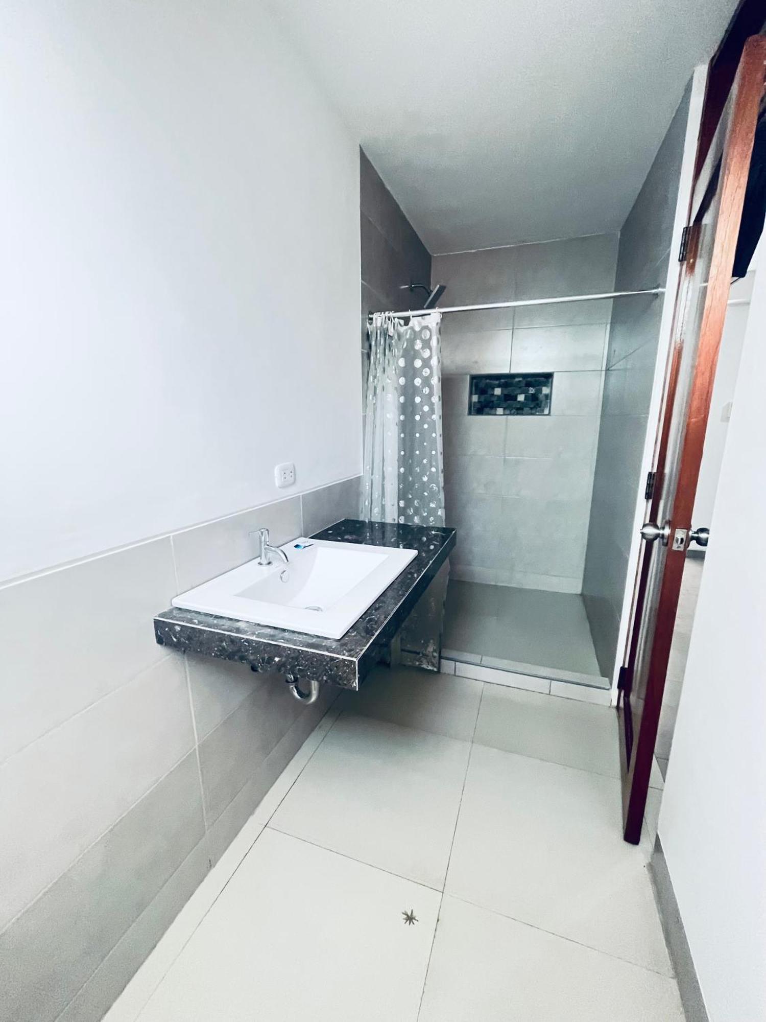 Hotel Villa Santa Ana Quillabamba Bagian luar foto